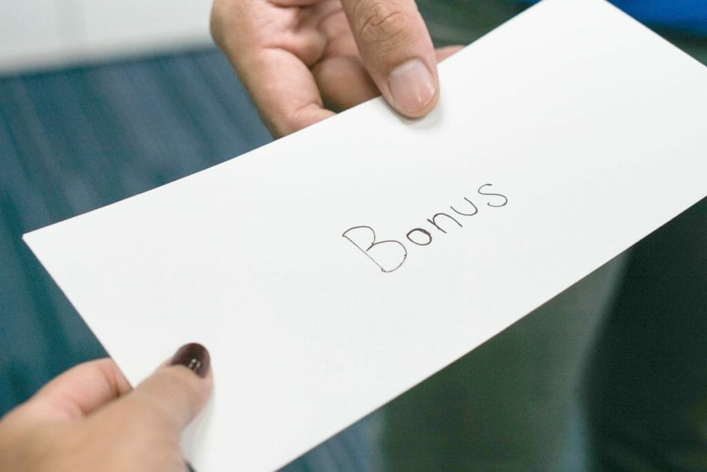 Are Bonuses Taxed Differently Than Commissions Tax Rate On Bonuses
